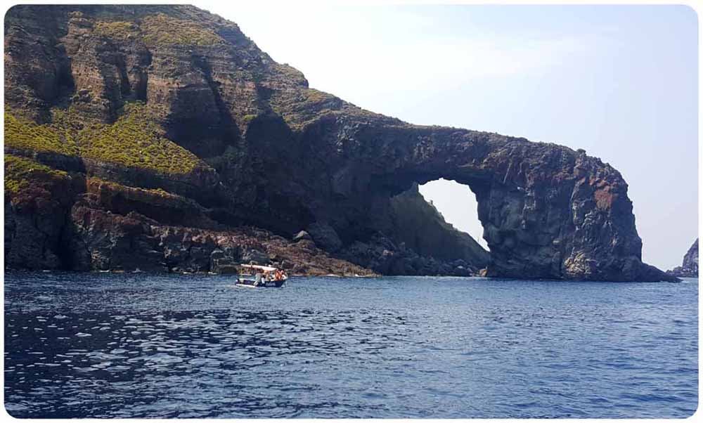 Punta del Perciato, Salina